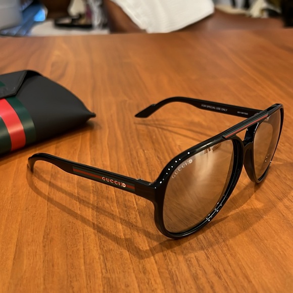 Gucci Sunglasses - Picture 3 of 11